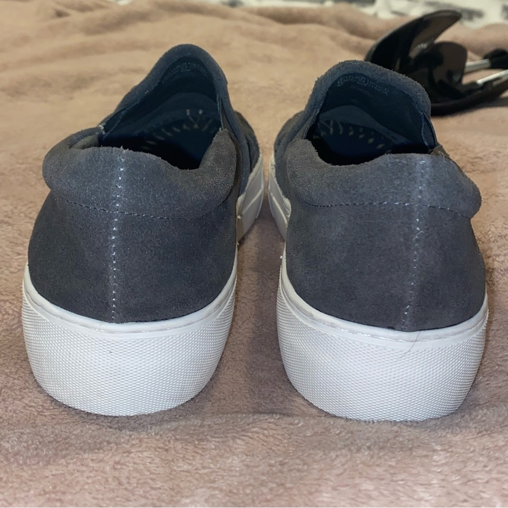 J Slides Aztec Sneaker - Picture 4 of 6